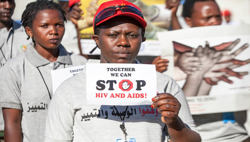 Het laatste nieuws van het bedrijf over Waarom nemen de gevallen van hiv-infecties onder meisjes toe?