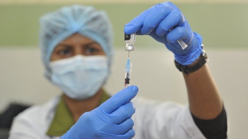Latest company news about De Covidvaccins zouden tegen Omicron-variant moeten werken, zegt de WGO